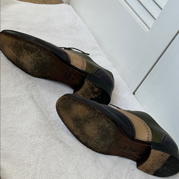 Elegant Leather Oxford Shoes - Olive, Beige, and Dark Brown main image 5